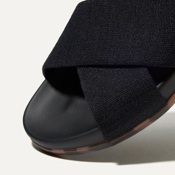 ✨Rothy’s The Weekend Black Sz 8 Slides✨ - Picture 6 of 9